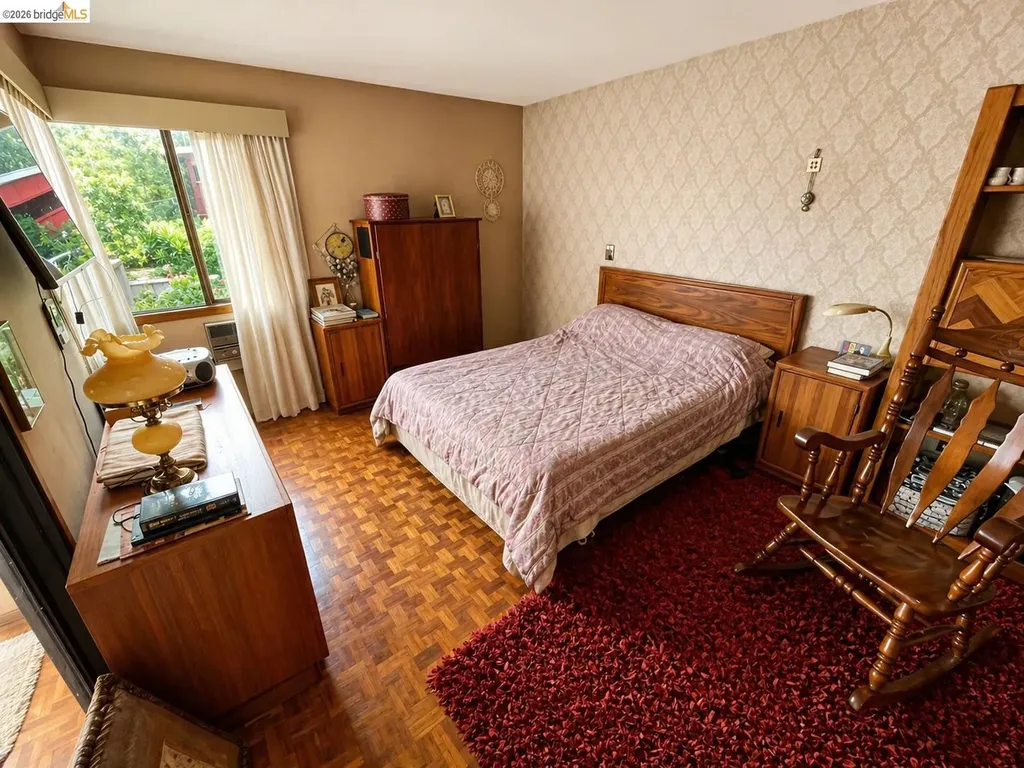 5284 Camino Alta Mira Castro Valley CA 94546