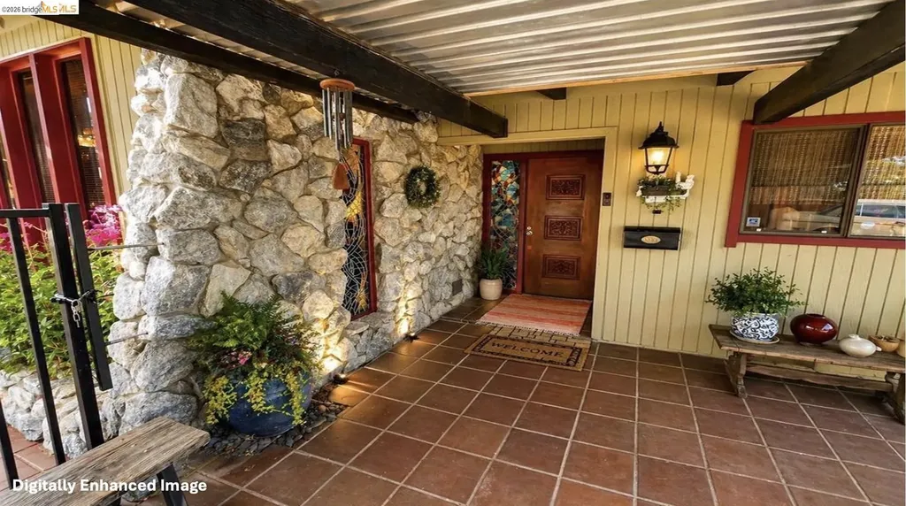 5284 Camino Alta Mira Castro Valley CA 94546