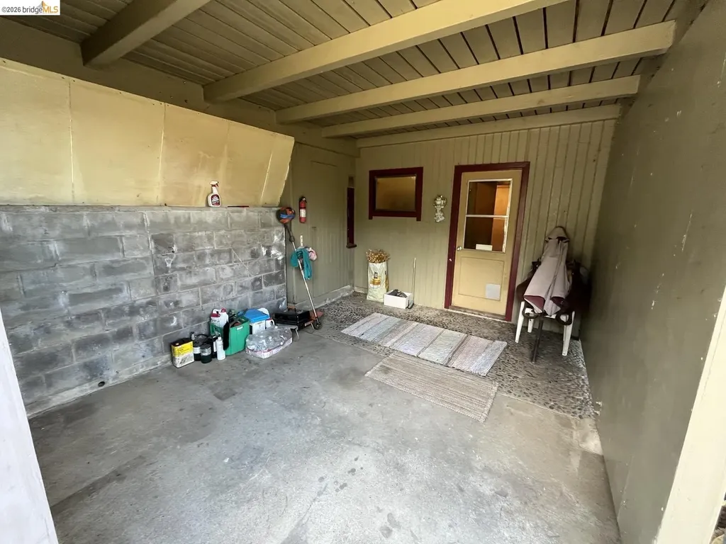 5284 Camino Alta Mira Castro Valley CA 94546