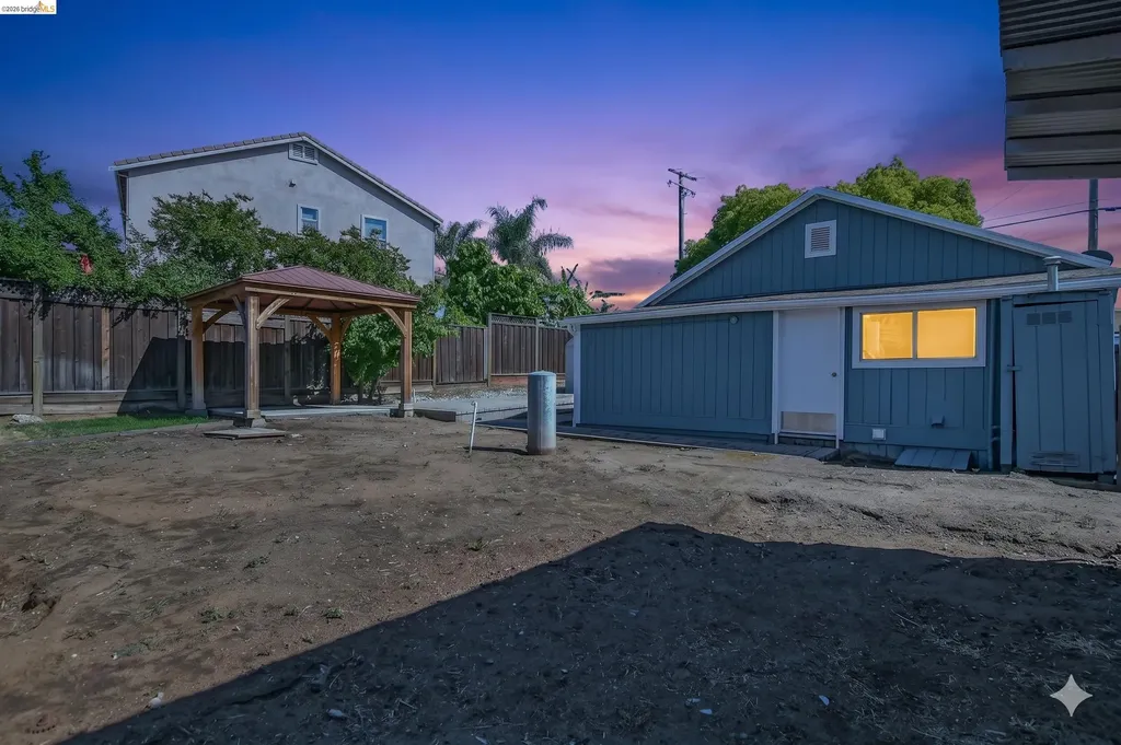 180 Hill Avenue Oakley CA 94561