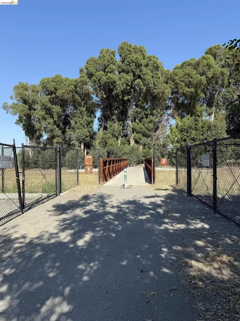 180 Hill Avenue Oakley CA 94561