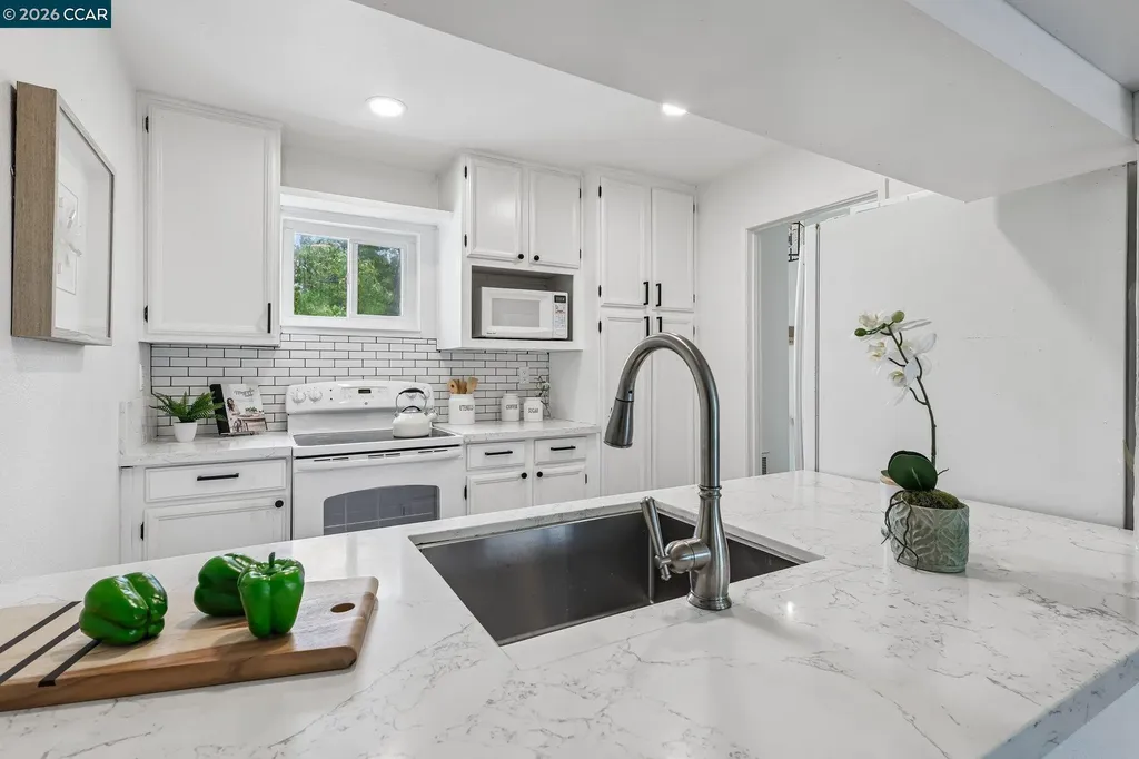 47 Mozden Lane Pleasant Hill CA 94523