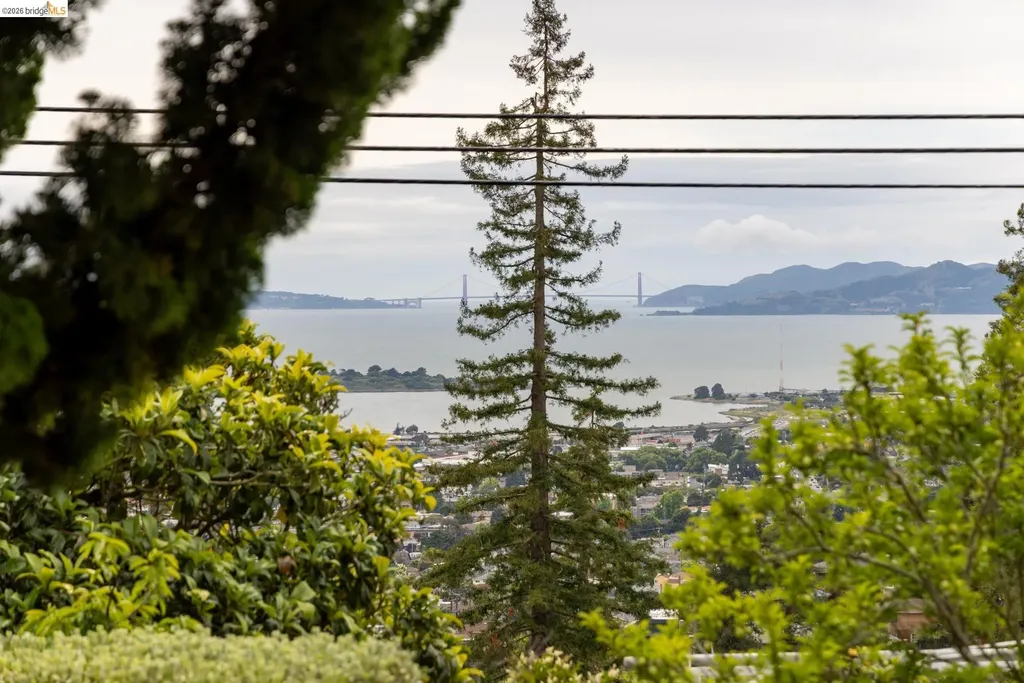 36 Highgate Road Kensington CA 94707