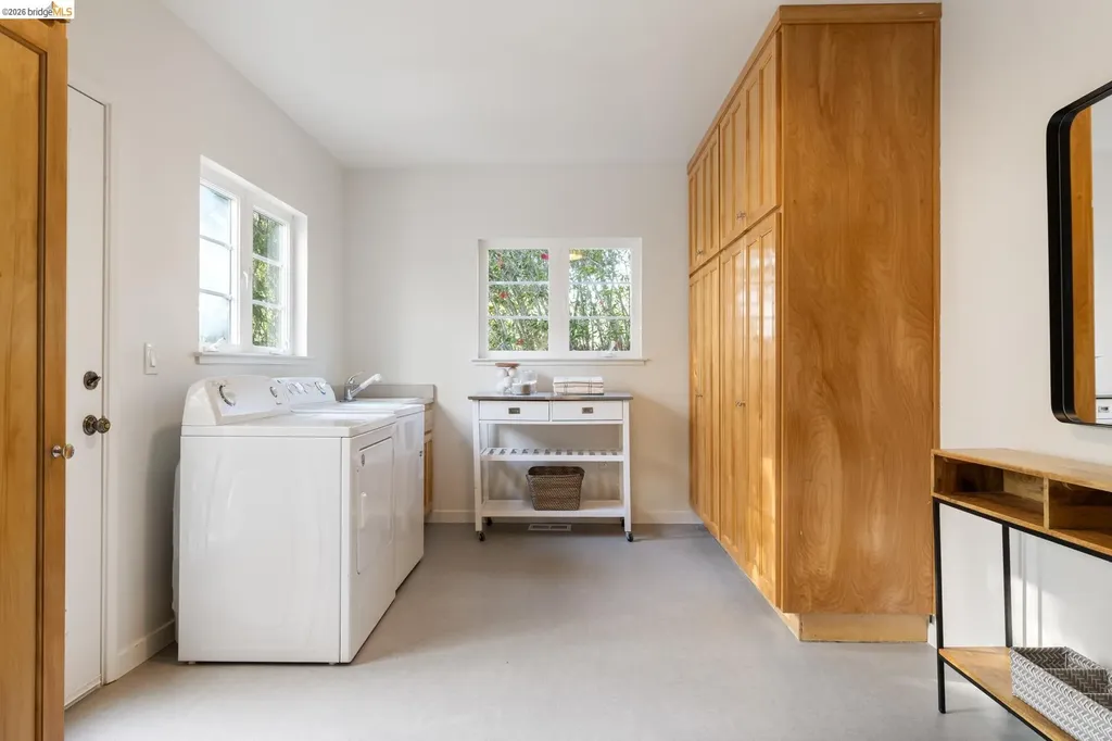 36 Highgate Road Kensington CA 94707