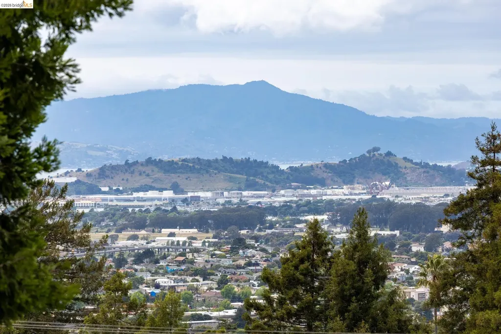 36 Highgate Road Kensington CA 94707