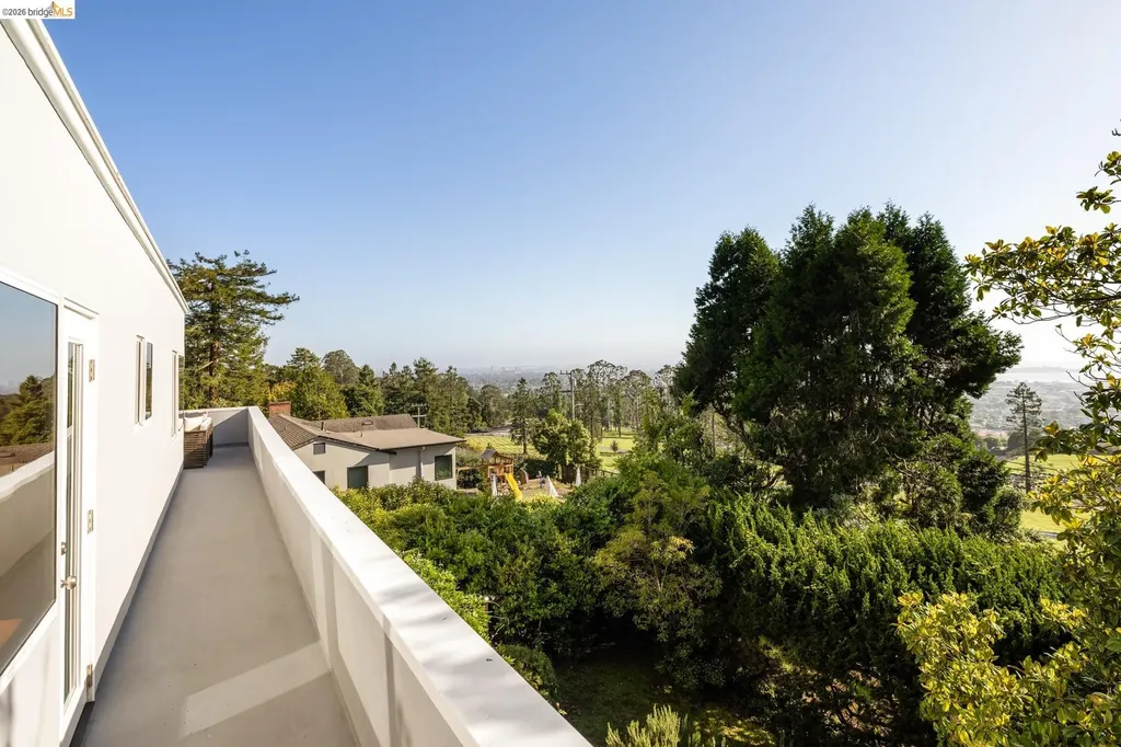36 Highgate Road Kensington CA 94707
