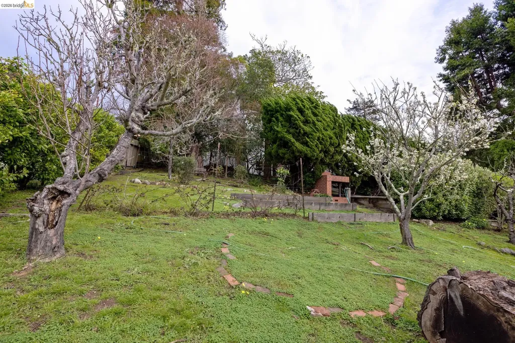 36 Highgate Road Kensington CA 94707