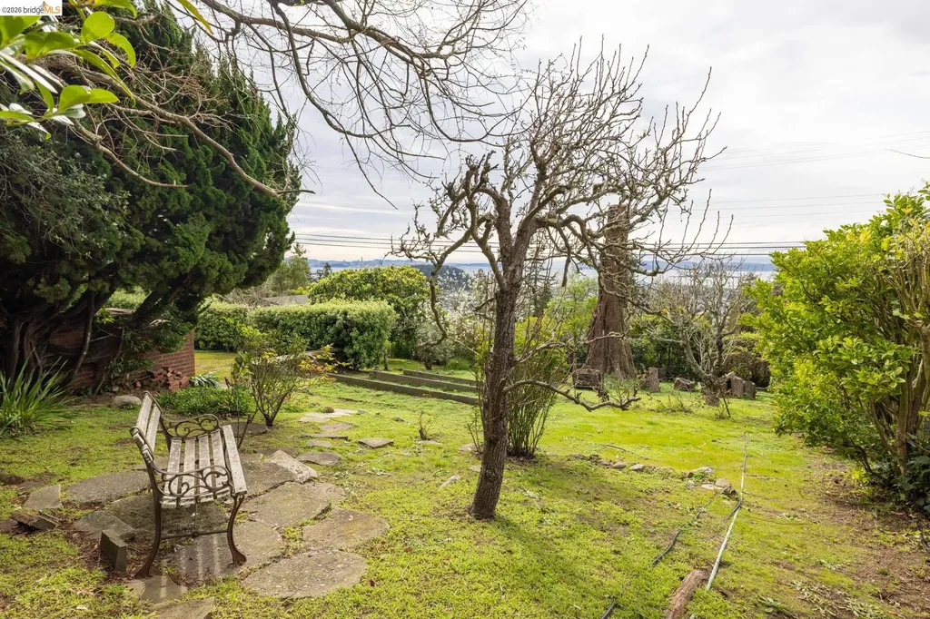 36 Highgate Road Kensington CA 94707