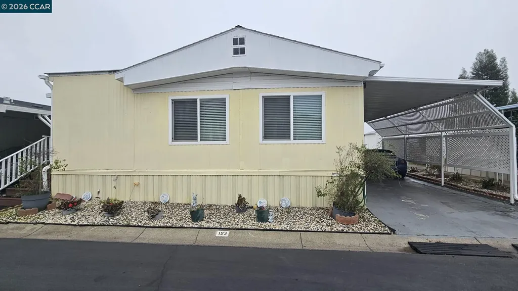 123 Zartop Oakley CA 94561