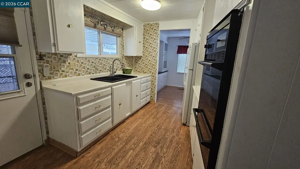 123 Zartop Oakley CA 94561
