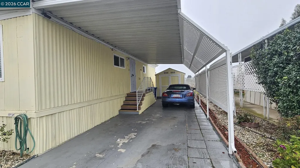 123 Zartop Oakley CA 94561