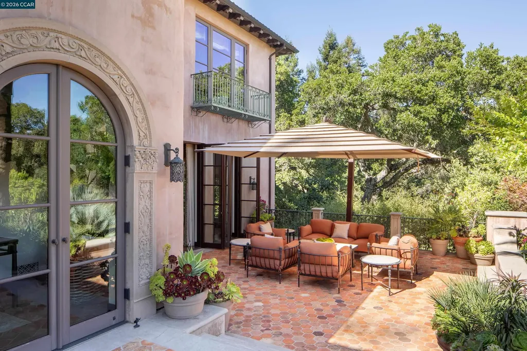 280 Indian Road Piedmont CA 94610