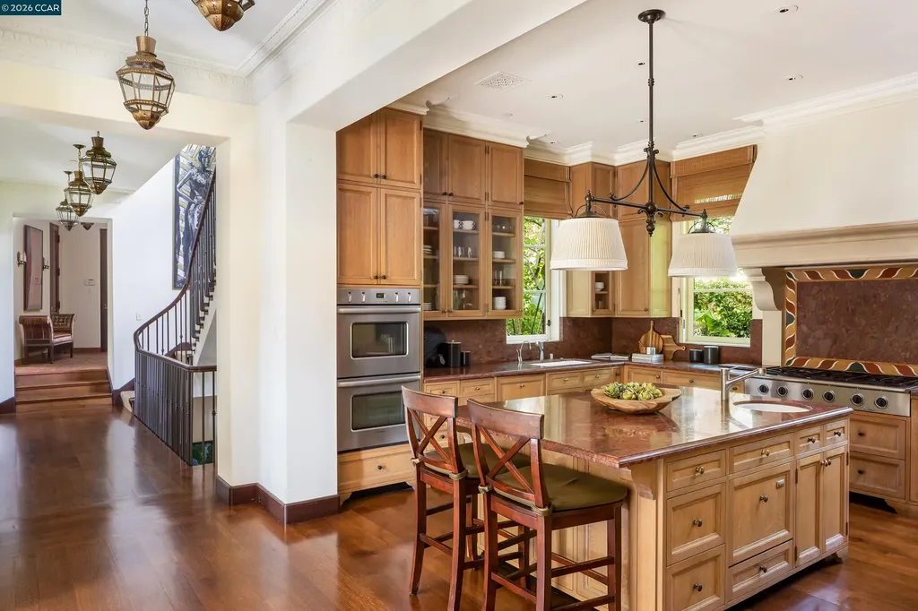 280 Indian Road Piedmont CA 94610