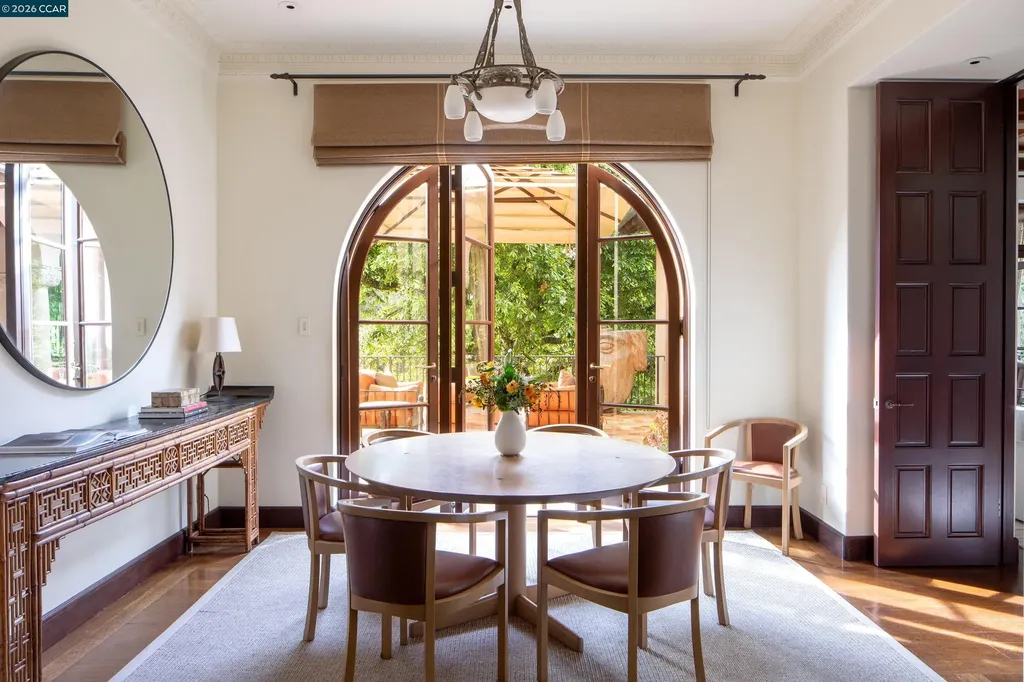 280 Indian Road Piedmont CA 94610
