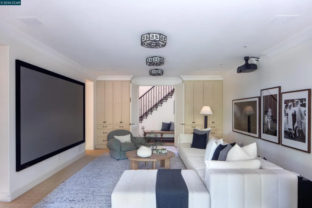280 Indian Road Piedmont CA 94610