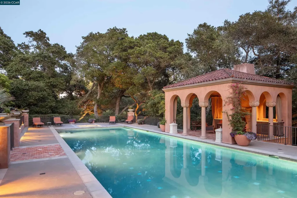 280 Indian Road Piedmont CA 94610