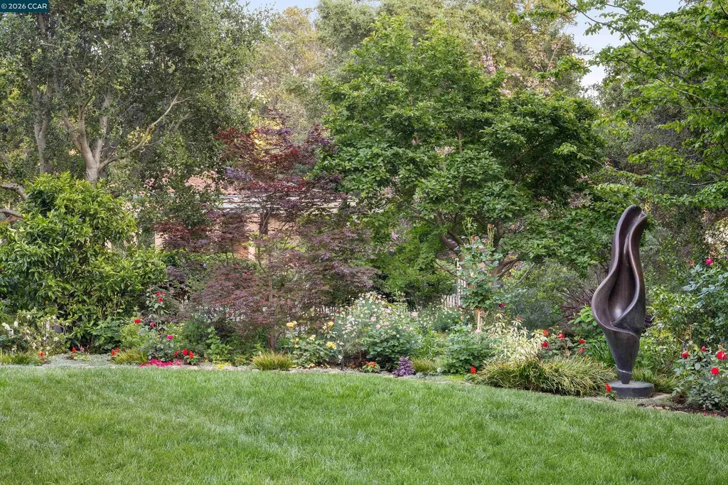 280 Indian Road Piedmont CA 94610