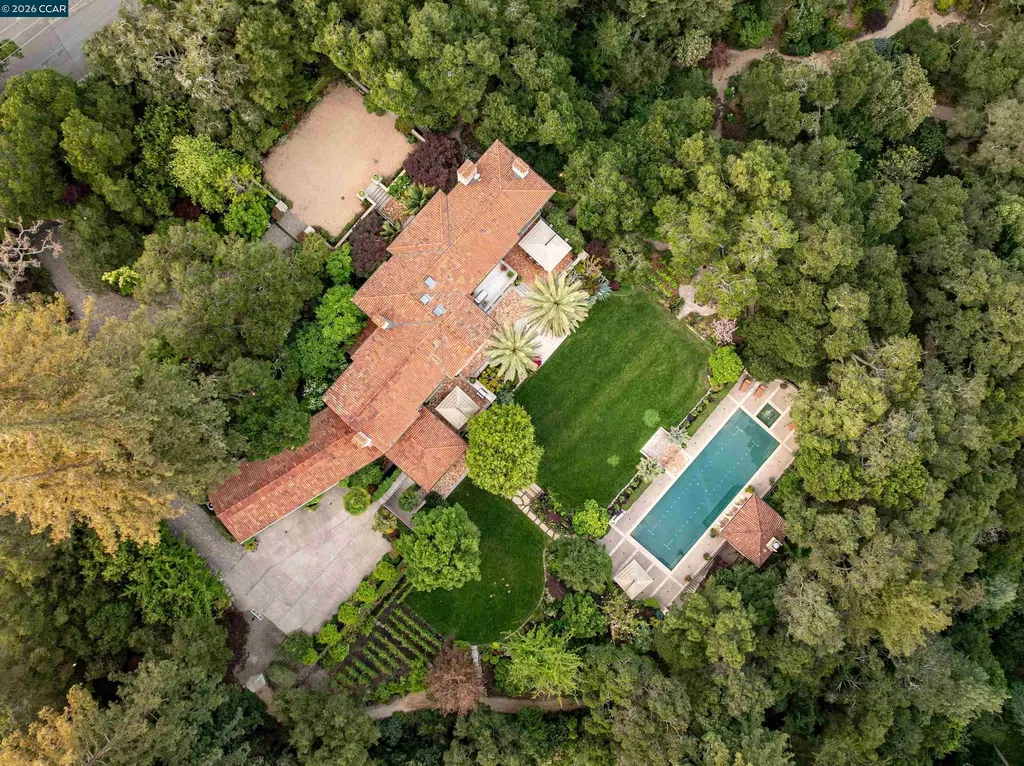 280 Indian Road Piedmont CA 94610