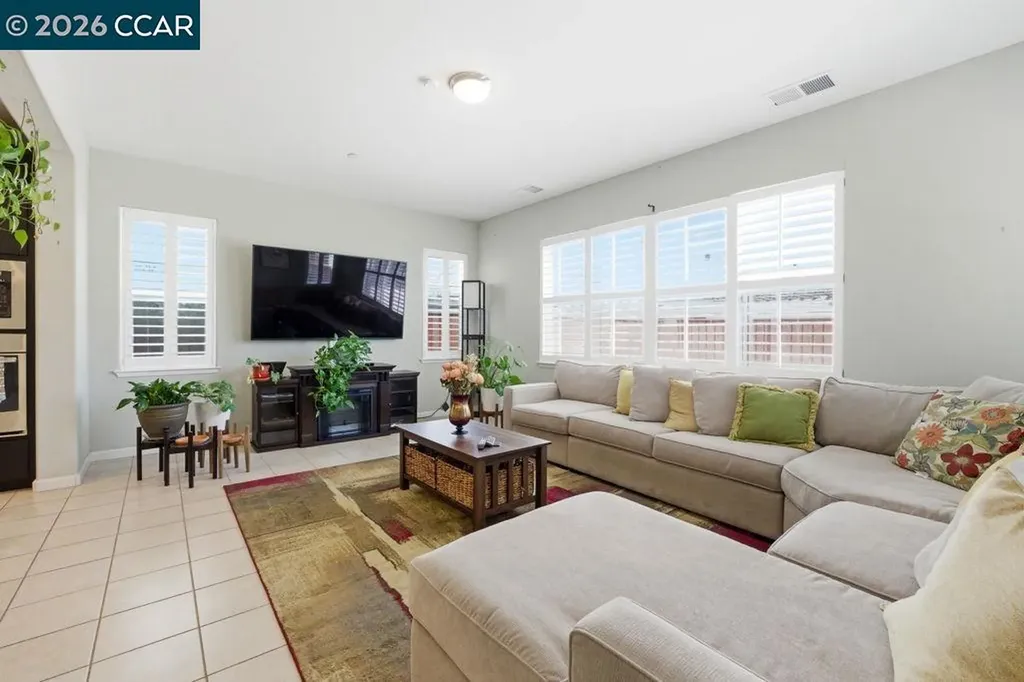 222 Wynn Street Oakley CA 94561