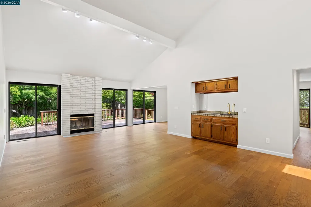 112 Richard Lane Walnut Creek CA 94595