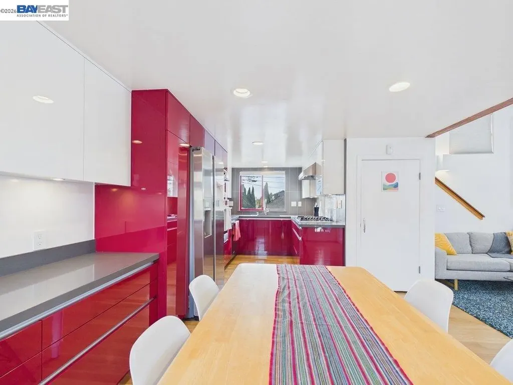 2932 Filbert Street Oakland CA 94608