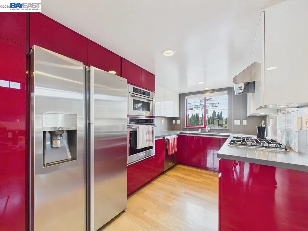 2932 Filbert Street Oakland CA 94608