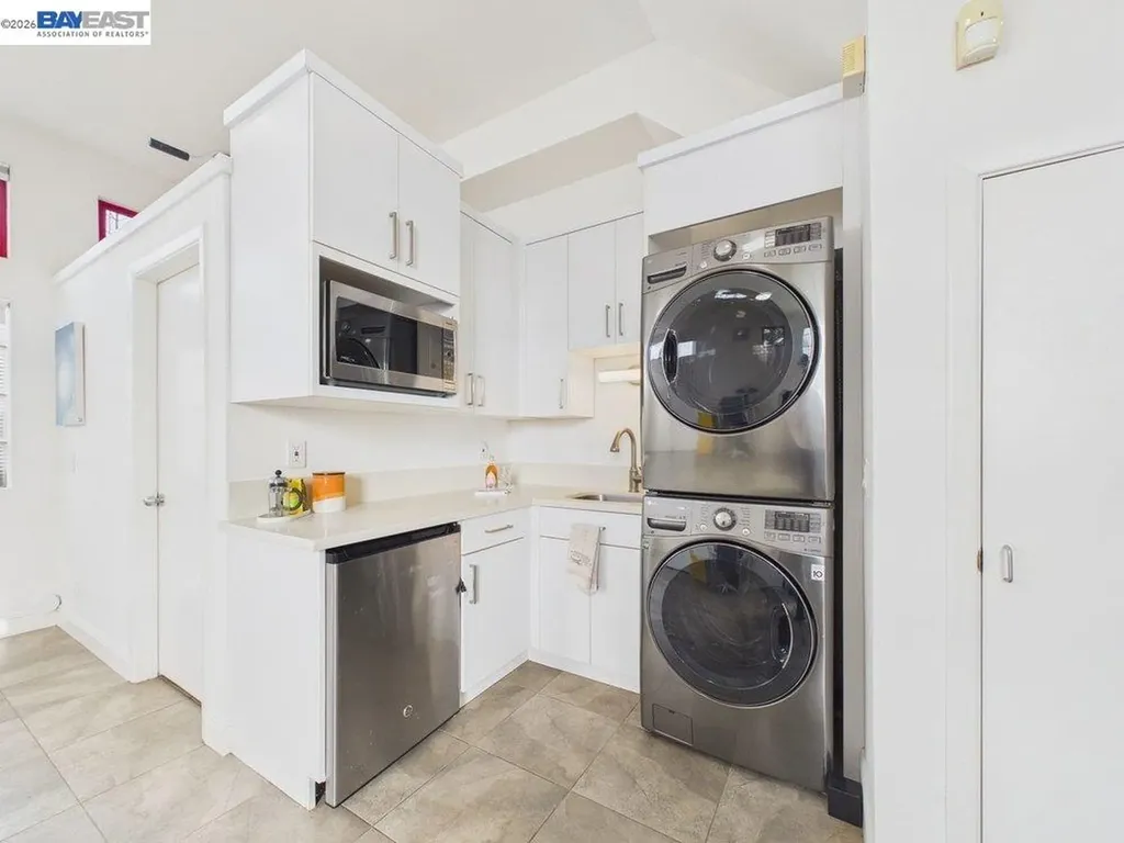 2932 Filbert Street Oakland CA 94608