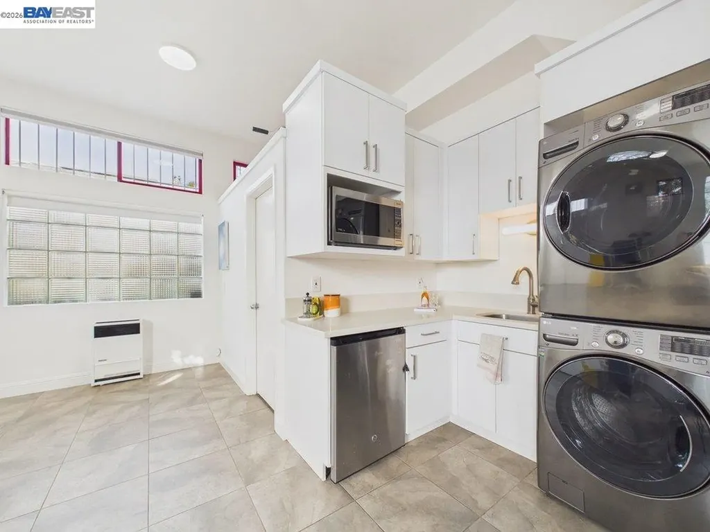 2932 Filbert Street Oakland CA 94608