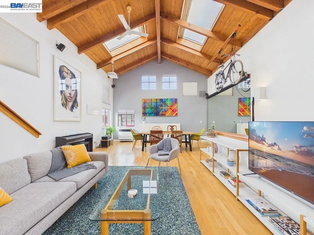 2932 Filbert Street Oakland CA 94608