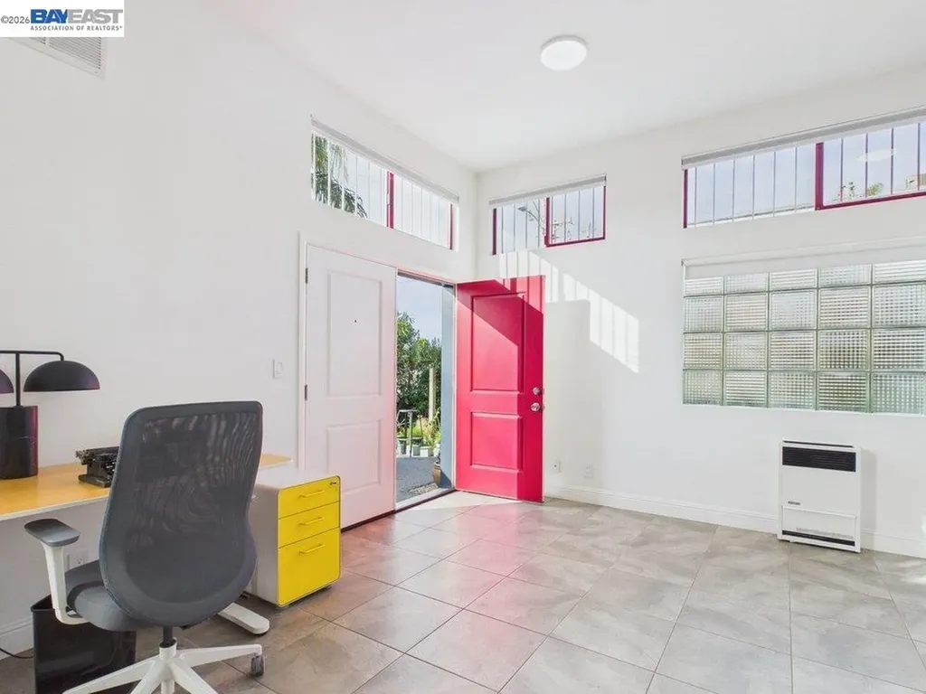 2932 Filbert Street Oakland CA 94608