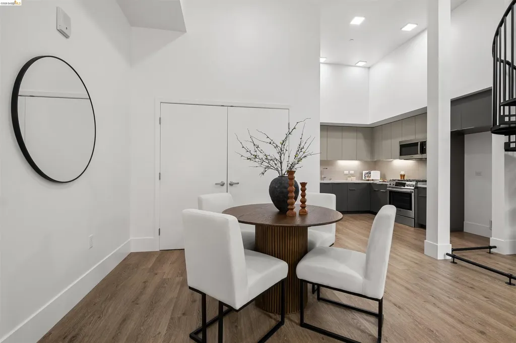 1545 32nd Street Oakland CA 94608