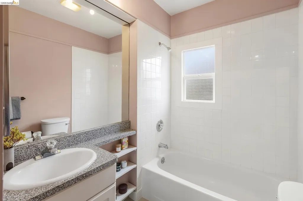 4025 Webster Street Oakland CA 94609