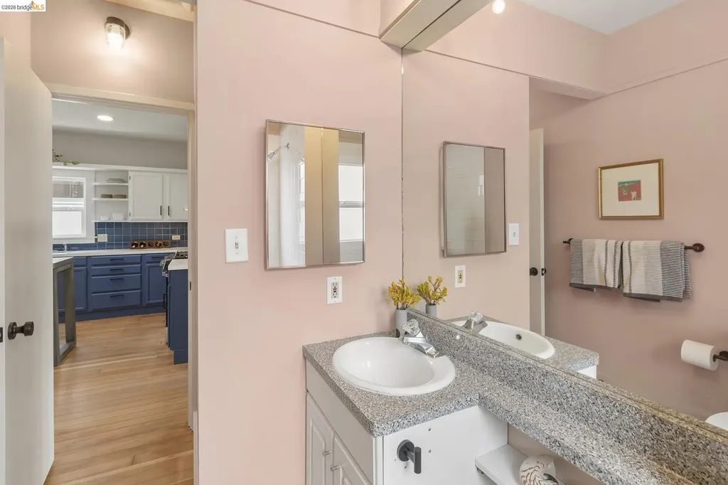 4025 Webster Street Oakland CA 94609