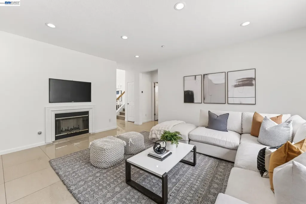 34517 Windflower Lane Union City CA 94587