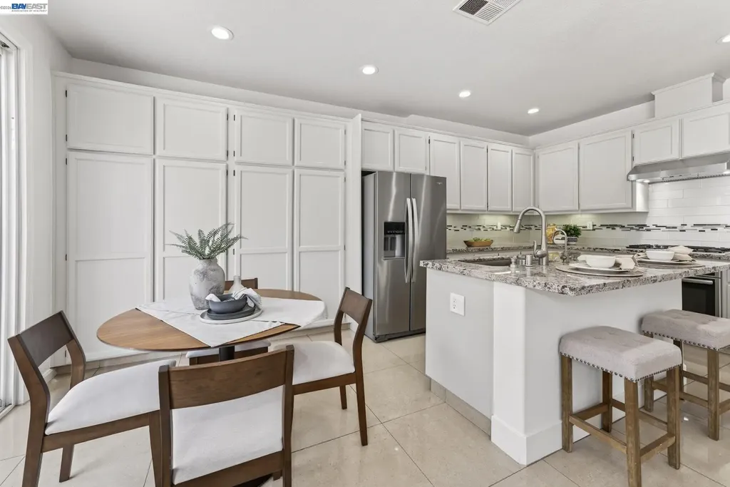 34517 Windflower Lane Union City CA 94587