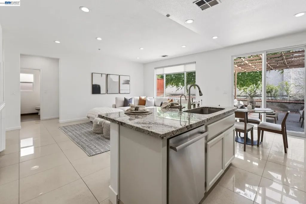 34517 Windflower Lane Union City CA 94587