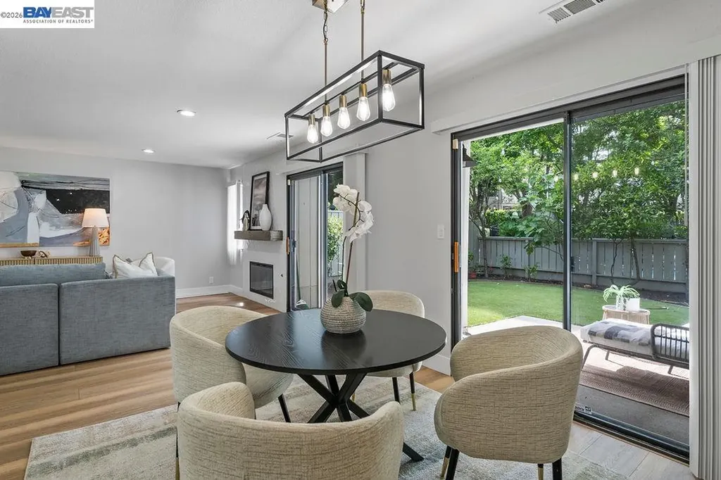 5360 Brookside Court Pleasanton CA 94588