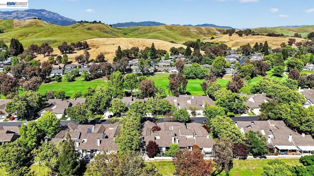 531 Silver Lake Drive Danville CA 94526