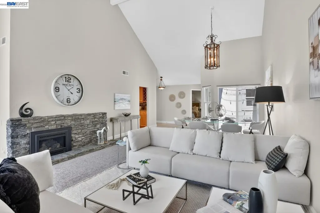 531 Silver Lake Drive Danville CA 94526