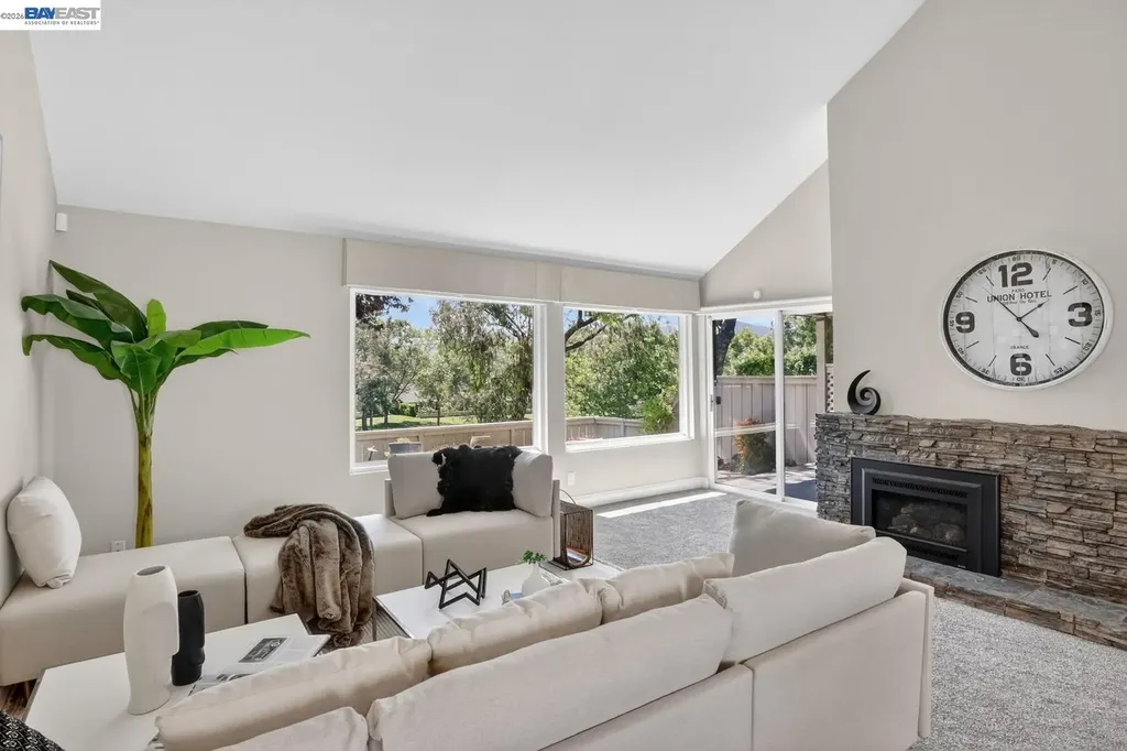 531 Silver Lake Drive Danville CA 94526