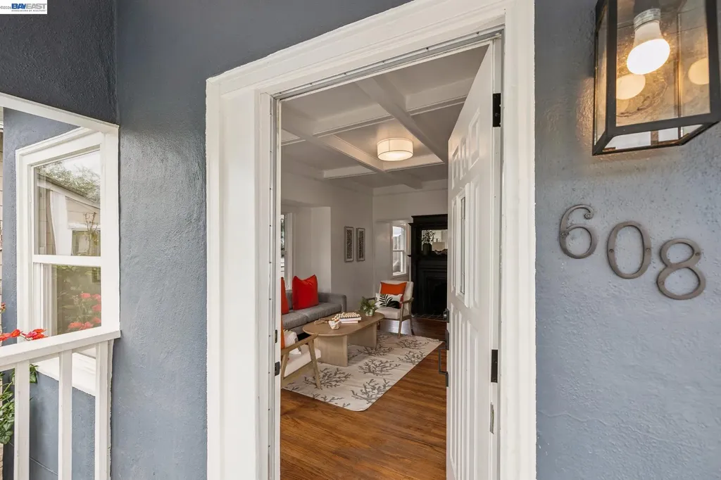 608 58th Street Oakland CA 94609