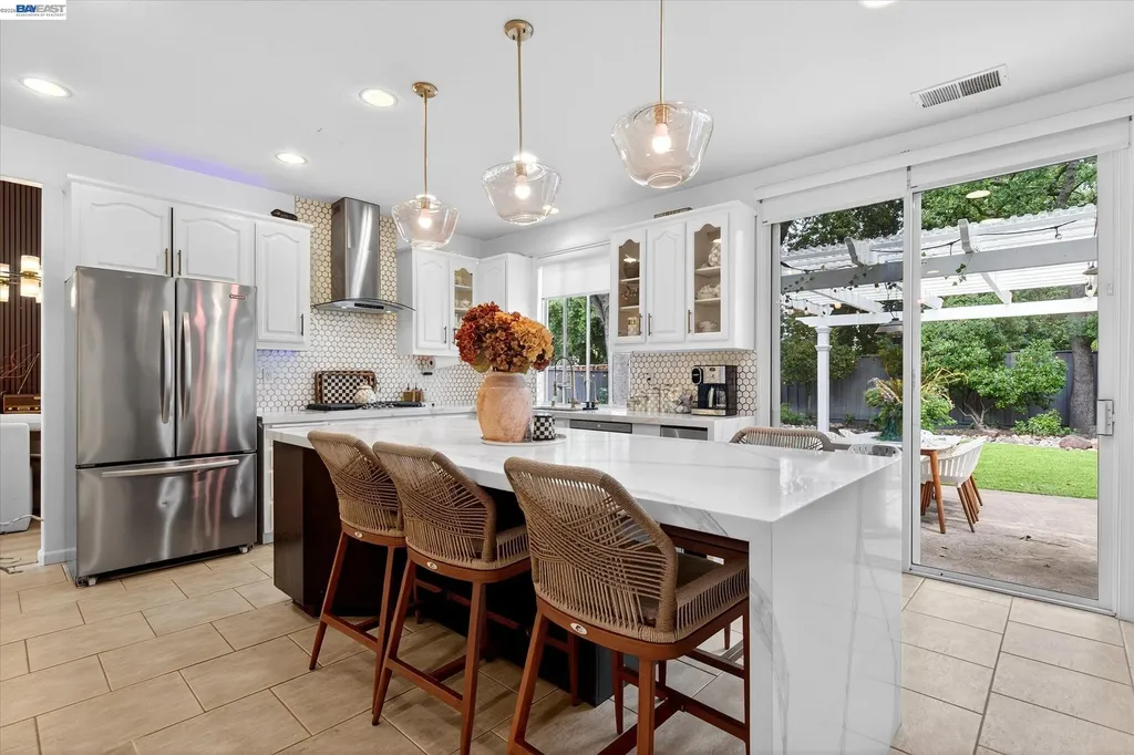 192 Mayhew Way Walnut Creek CA 94597