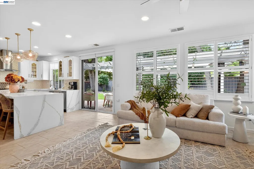 192 Mayhew Way Walnut Creek CA 94597