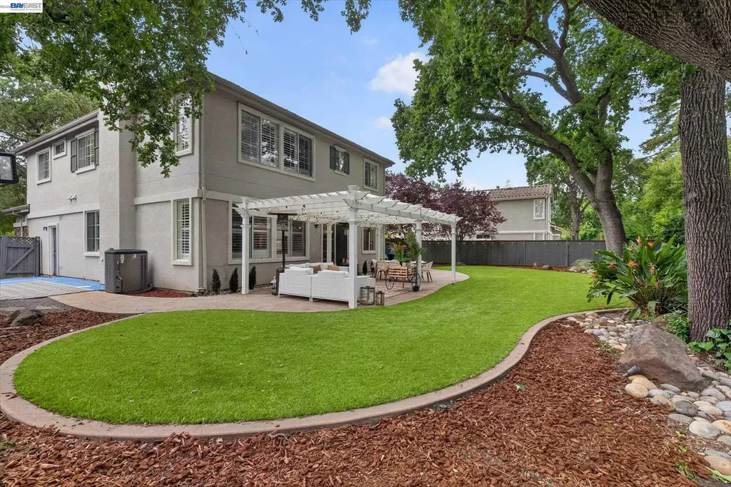192 Mayhew Way Walnut Creek CA 94597
