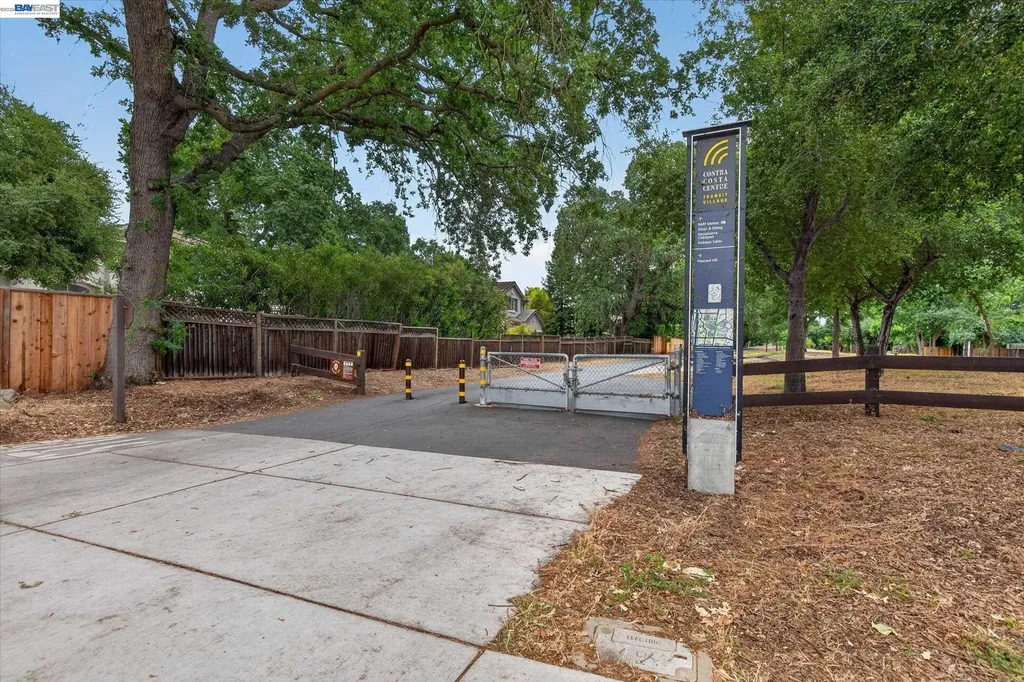 192 Mayhew Way Walnut Creek CA 94597