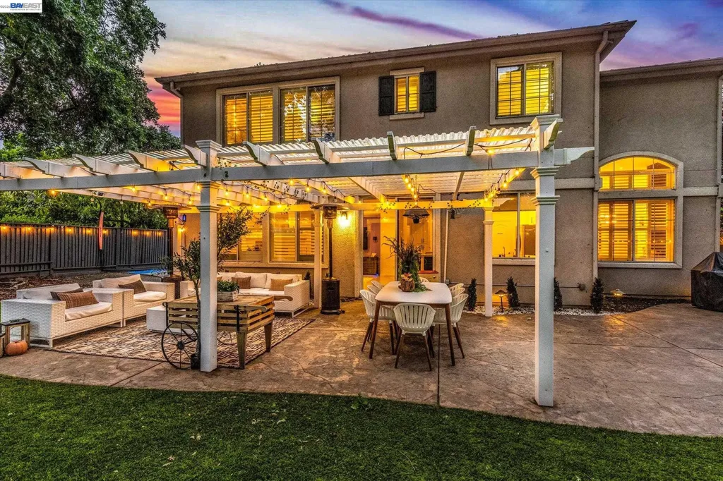 192 Mayhew Way Walnut Creek CA 94597