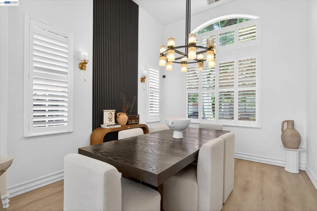 192 Mayhew Way Walnut Creek CA 94597