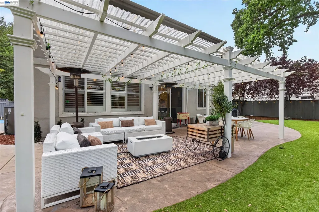 192 Mayhew Way Walnut Creek CA 94597