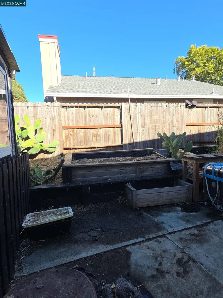 1020 Pueblo Court Vallejo CA 94591
