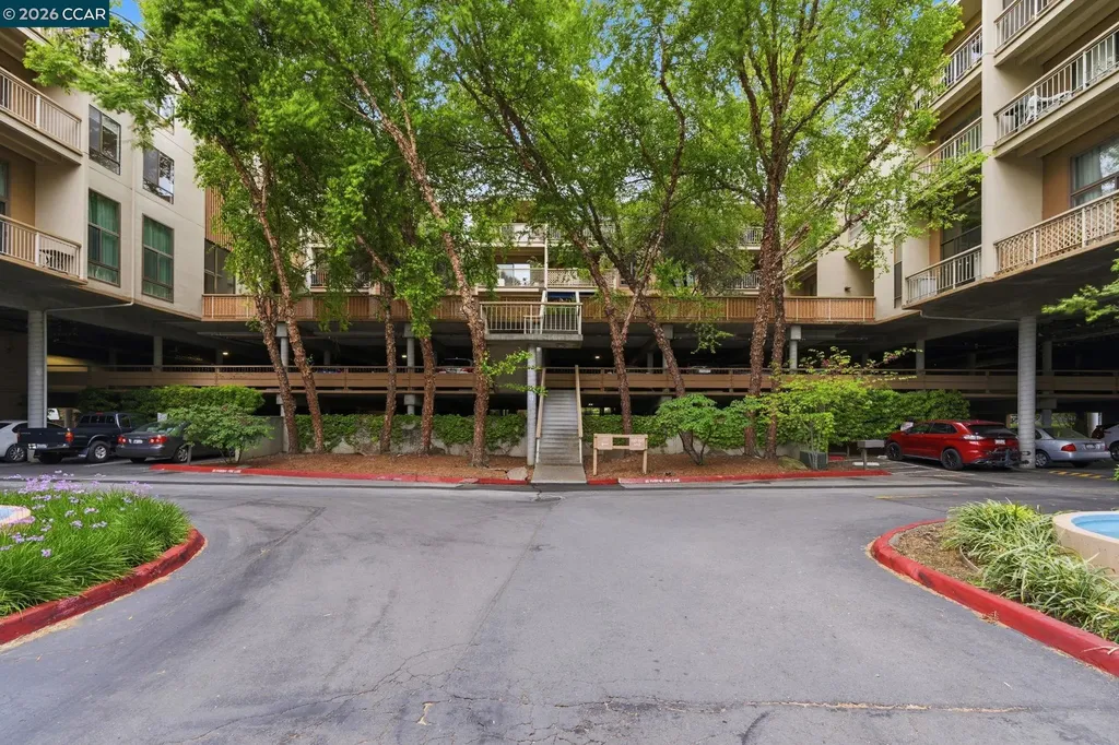 460 Civic Drive Walnut Creek CA 94596